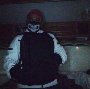 Meet your Posher, Luis